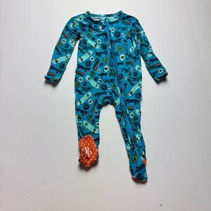 Posh Peanut Blue Skateboard Print Zippy